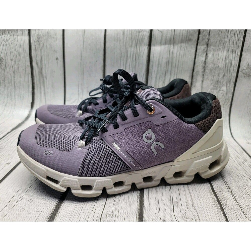 On Cloud Cloudflyer 4 Women's 9 Running Athletic Shoes Purple White Shark Pearl